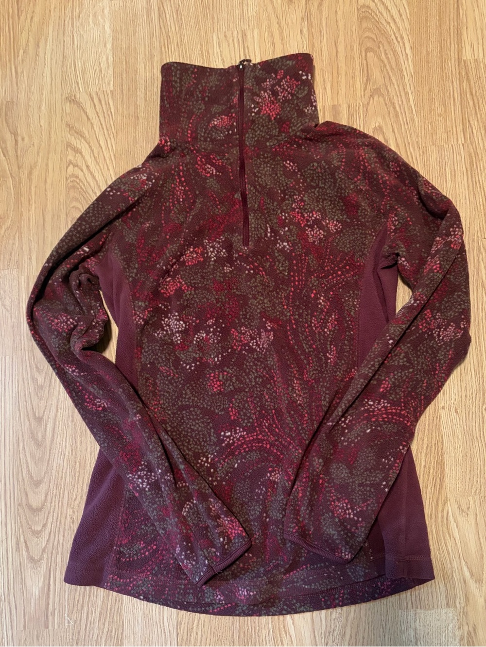 Columbia Burgundy Maroon Patterned Quarter-Zip Turtleneck Sweater